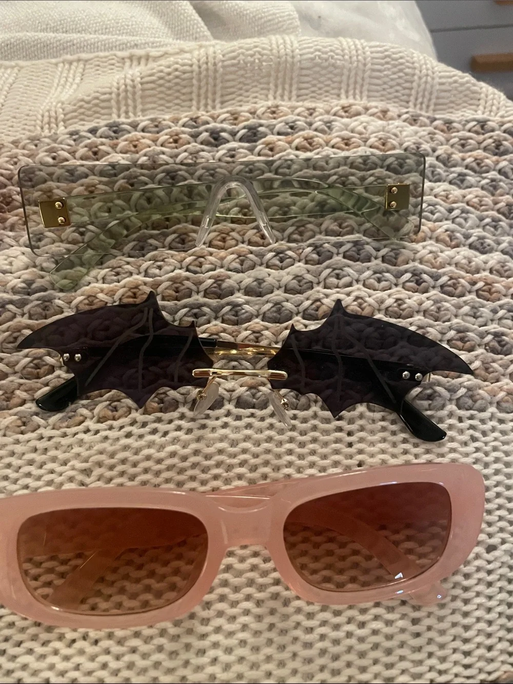 Assorted Vintage-Inspired Sunglasses Bundle with Pearl Necklace